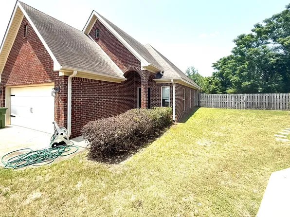 6605 Rock Ledge Rd, Montgomery, AL 36117