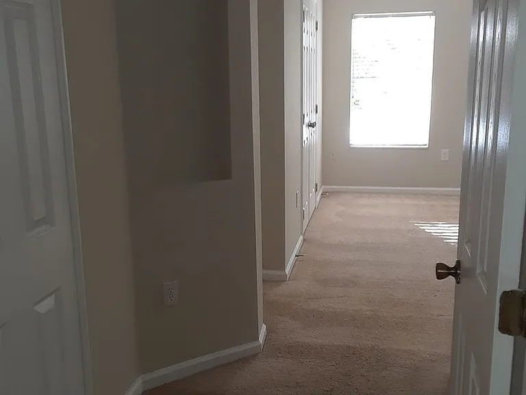2533 Old Kent Cir — Photo 27