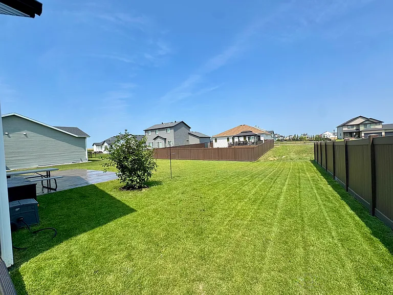 7911 Cottonwood Blvd — Photo 23