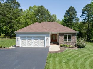 35 Pine View Dr, Benton, KY 42025