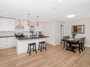 18307 Erwin St, Reseda, CA 91335