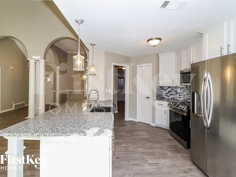 523 S Sanga Rd — Photo 4