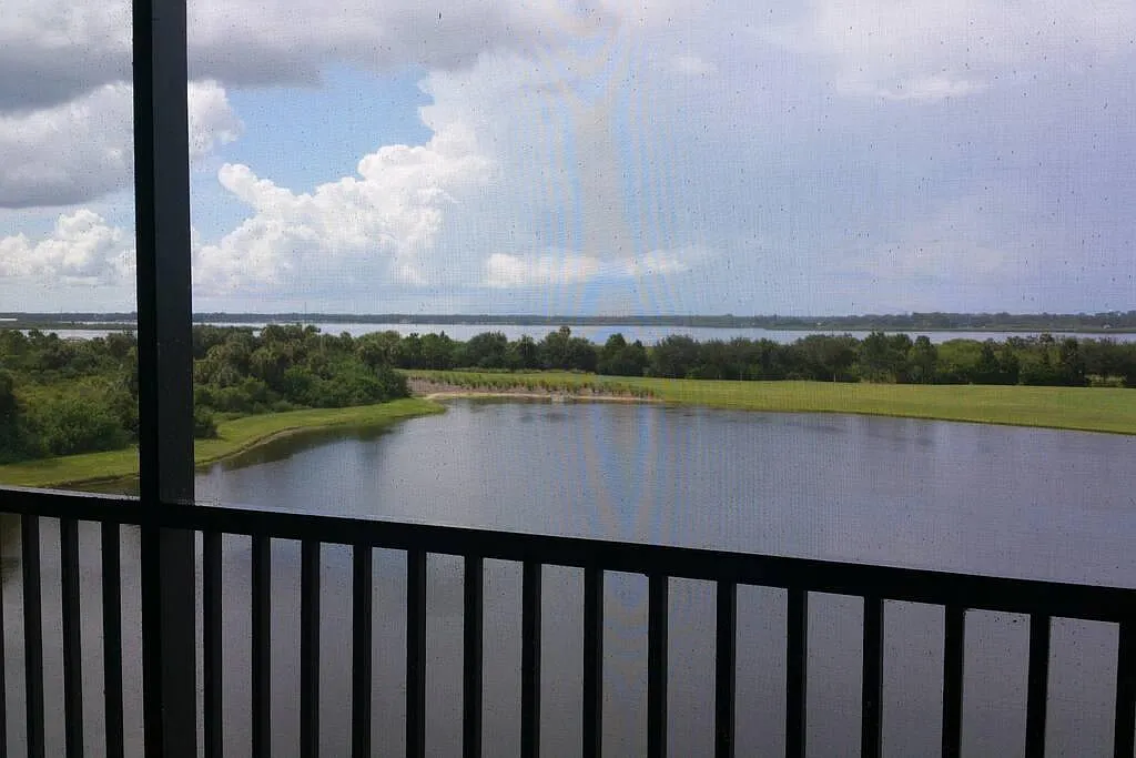 2 bed, 1156 sqft, $2,400 — Photo 4