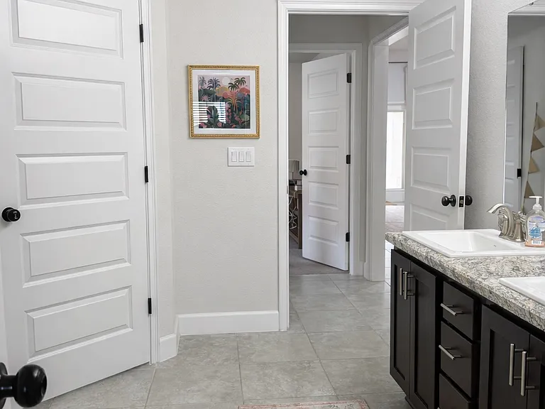 1637 Denali St — Photo 10