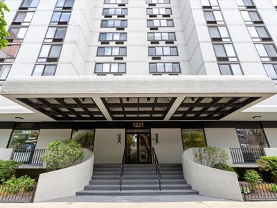 1221 N Dearborn St APT 604S, Chicago, IL, 60610