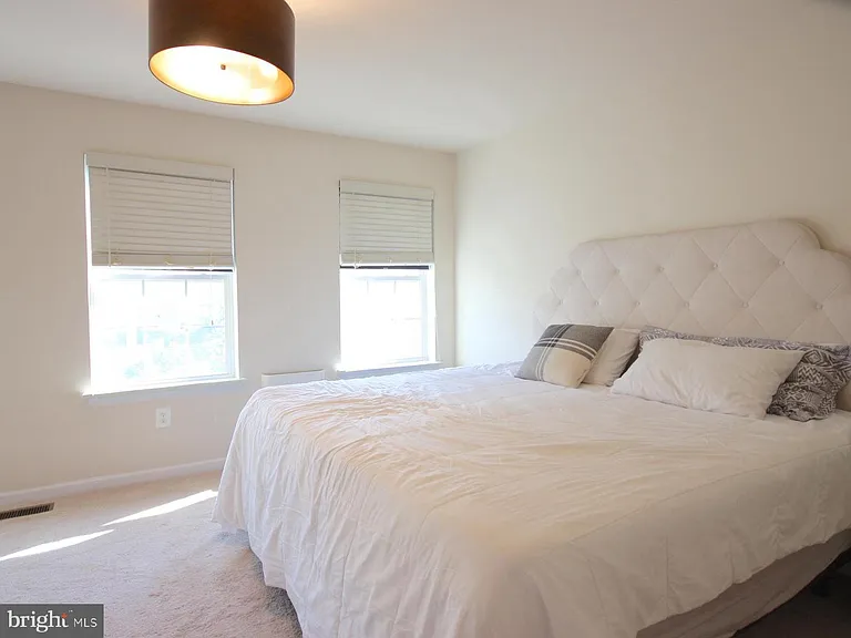 7221 Greenfitch Way — Photo 27