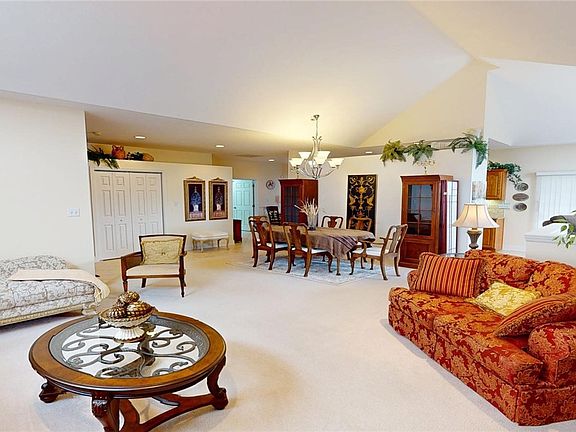 5th image of 3705 Tudor Dr