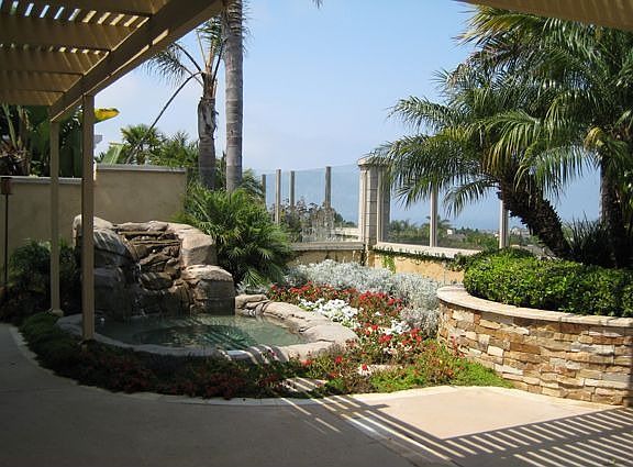 Ocean view tropical landscape w/spa