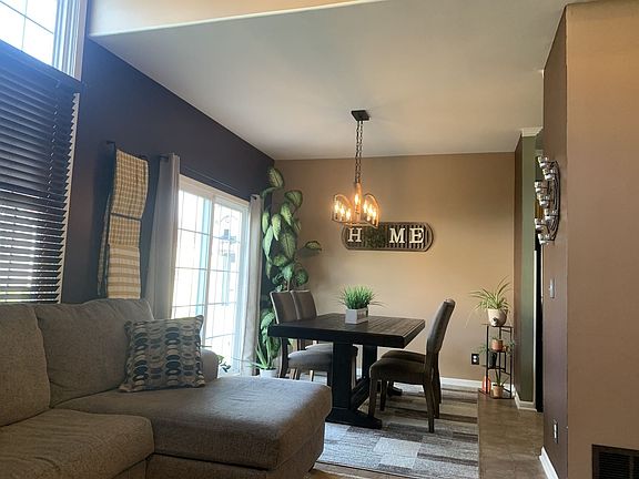 4th image of 743 Duvall Dr #743