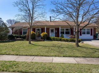 58 Forest Park Ter, Monroe Township, NJ 08831