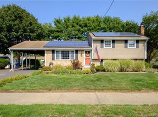 39 Carol Dr, Plainville, CT 06062