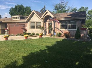 12832 Terrace Ln, Midlothian, IL 60445
