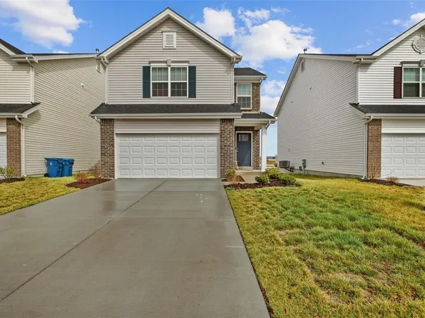 120 Baycrest Ct, Saint Charles, MO 63301
