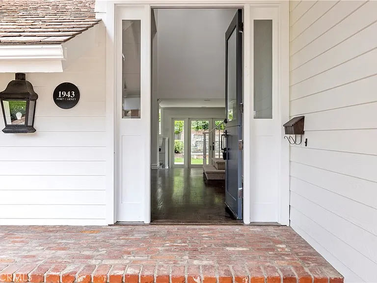 1943 Port Carney Pl — Photo 2