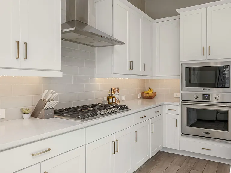 10553 W Albert Ln — Photo 8