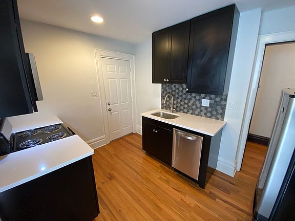 4th image of 105 Chittenden Ave #17875863