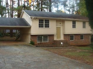 536 S Indian Creek Dr, Stone Mountain, GA 30083