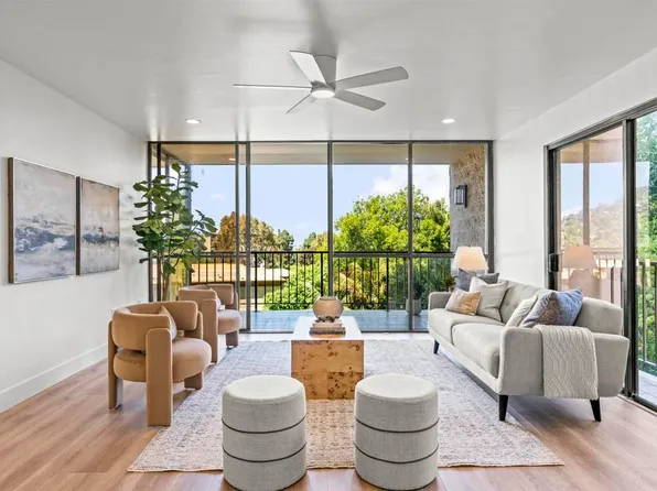 2500 Torrey Pines Rd Unit 305, La Jolla, CA 92037