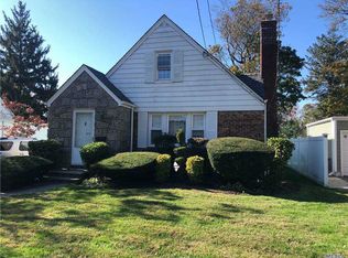 1552 Berkeley Ave, Baldwin, NY 11510