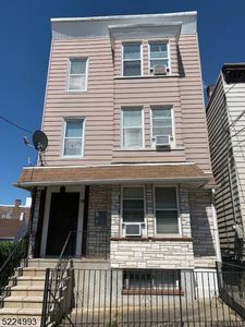 19 John St, Kearny, NJ, 07032