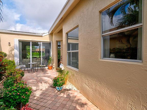 2nd image of 4590 Carlton Golf Drive