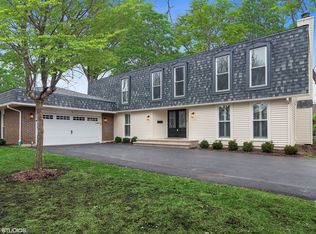 2 Woodbine Rd, Rolling Meadows, IL 60008