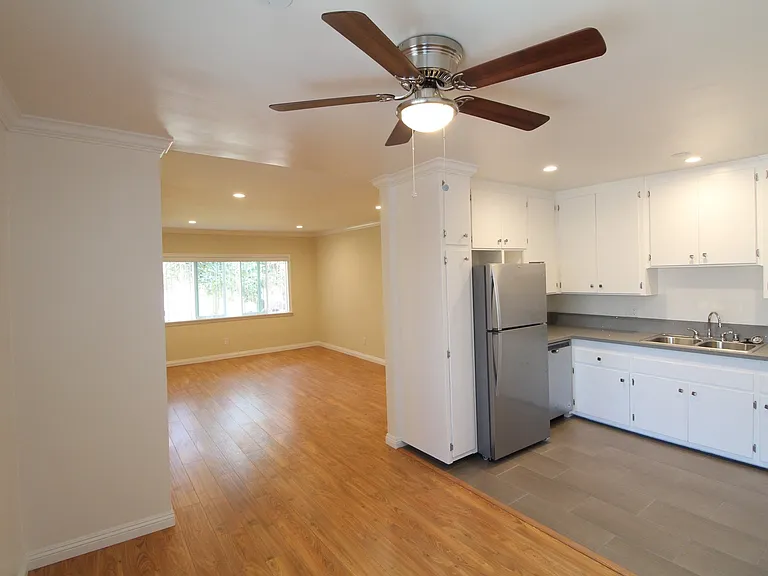 721 Edgewood / 8661 North Beach Keller LLC — Photo 13