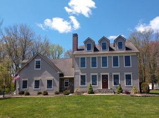 24 Valley Pl, Chester, NJ 07930