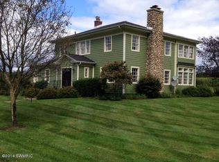 22460 Shurte St, Cassopolis, MI 49031