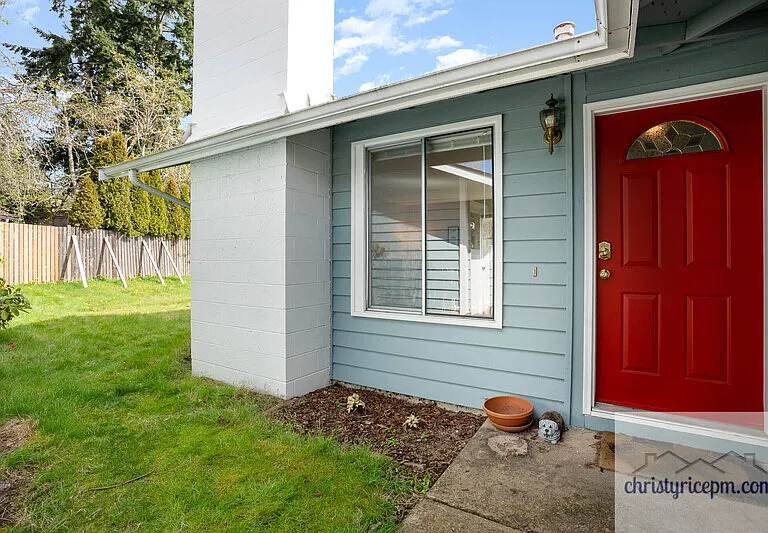 2107 SE 21st Ct — Photo 4