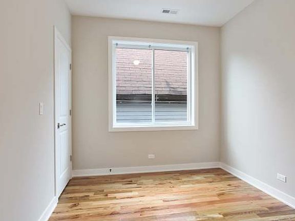 4th image of 55 N Menard Ave