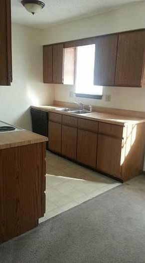 2nd image of 305 NW Waterwheel Ct