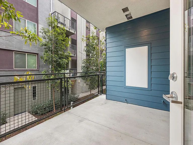1210 Nolita — Photo 12