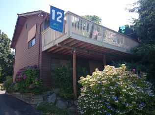 9352 California Ave SW, Seattle, WA 98136