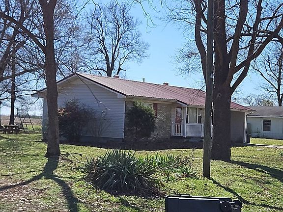 3rd image of 128 Kirksey St