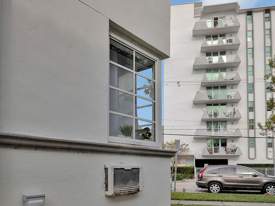 Building Photo 3
