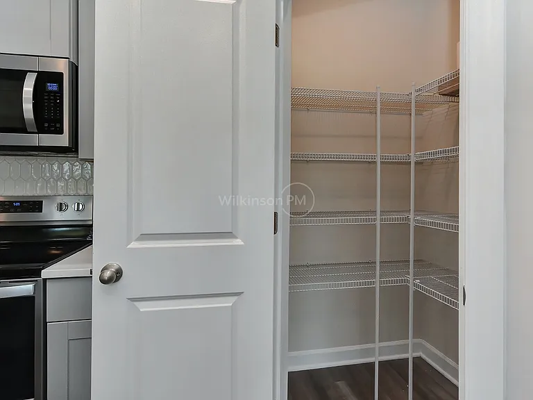 4050 County Down Ave — Photo 13