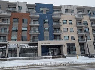 397 Codds Rd #307, Ottawa, ON K1K 5C7