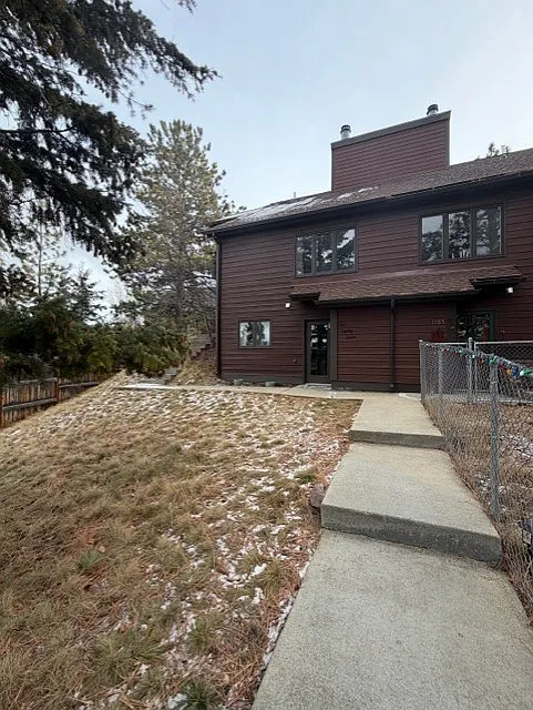 3 bed, 1680 sqft, $2,000 — Photo 2