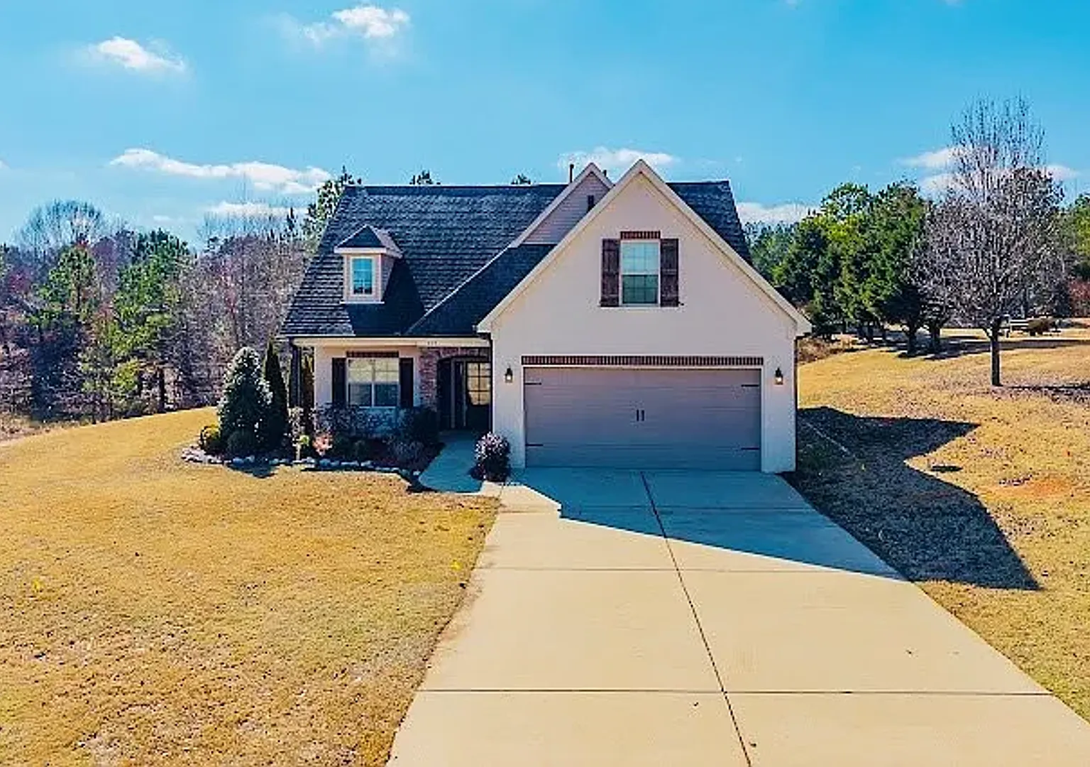 4 Bed/3.5 Bath — Photo 1