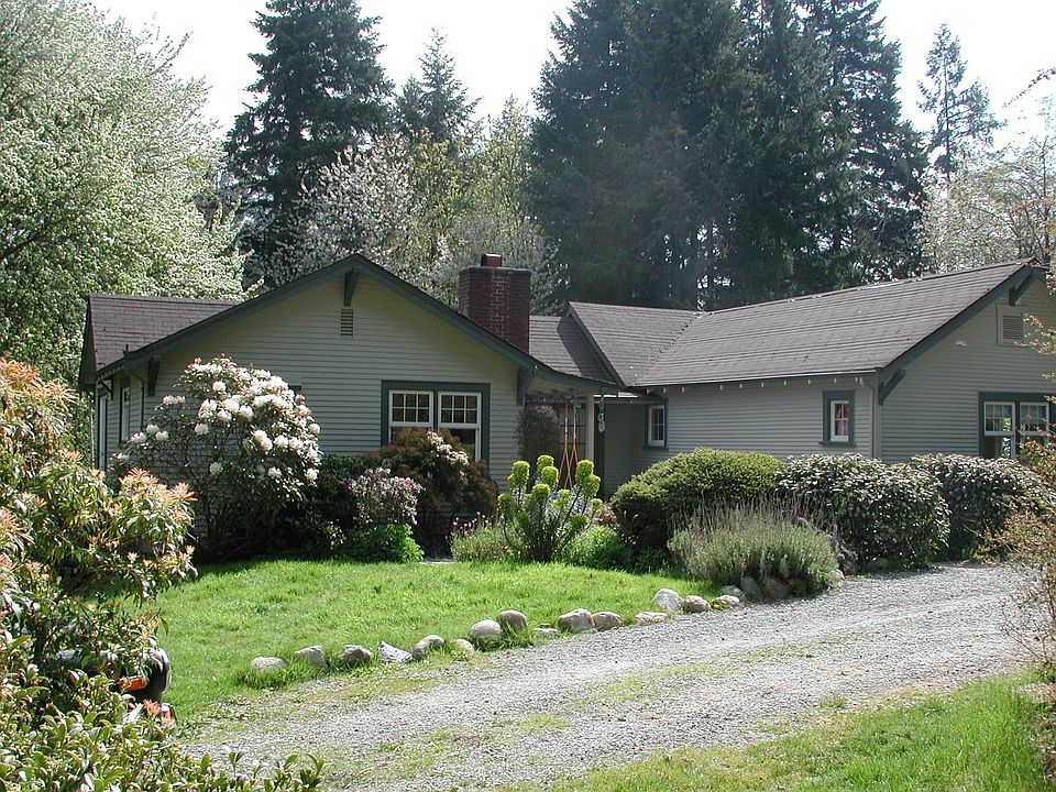 front, kitchen on left