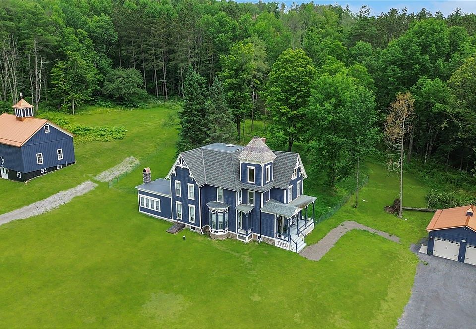 1st image of 144 Pete Hendricks Rd