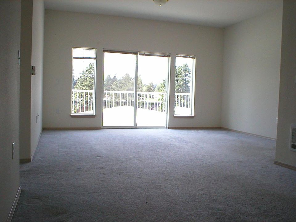 1st image of 12549 28th Ave NE APT 301