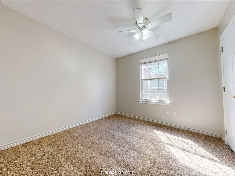 306 Cherry St #B — Photo 12