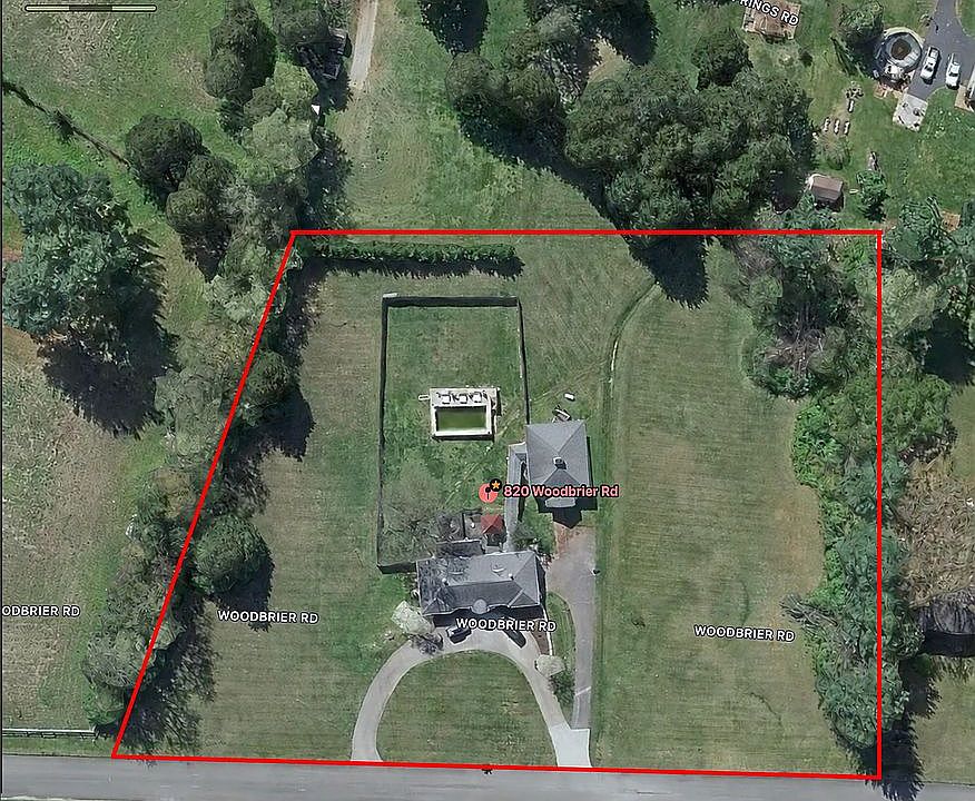 1st image of 820 Woodbrier Rd