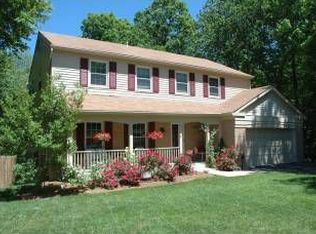 9204 Paloma Ln, Springfield, VA 22153