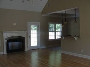 882 38th Ave NE, Hickory, NC 28601