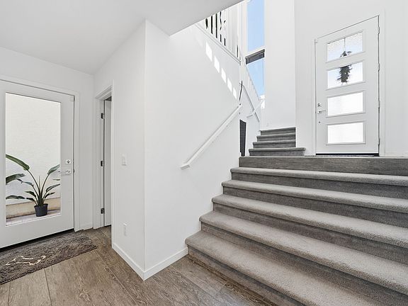 5th image of 8337 Summit Way
