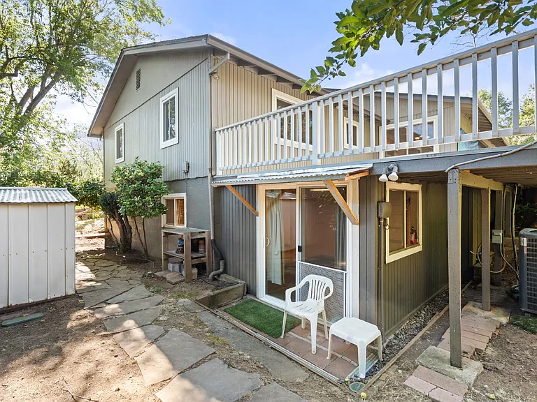 805 Walker Ave — Photo 6