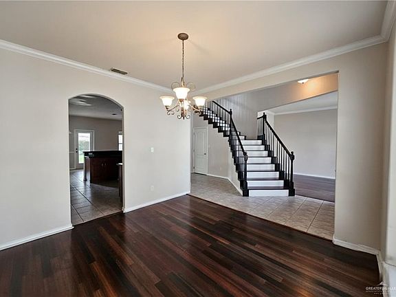 4th image of 3101 Wisteria Dr